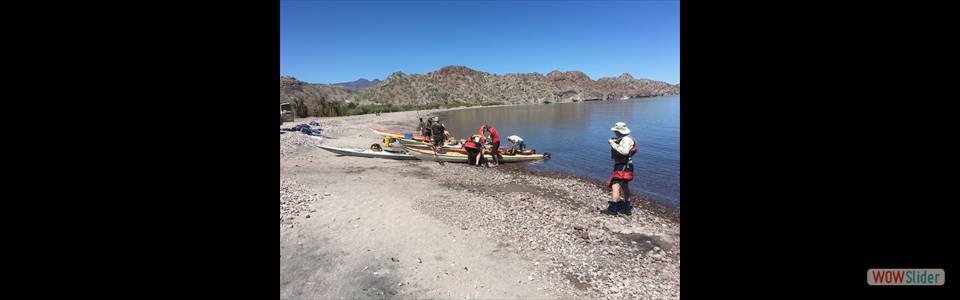 Aqua Verde packing the kayaks